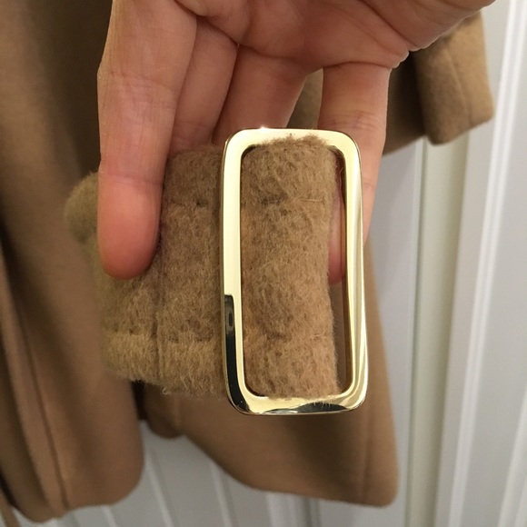 Authentic Maxmara 100% camel coat - Picture 7 of 9